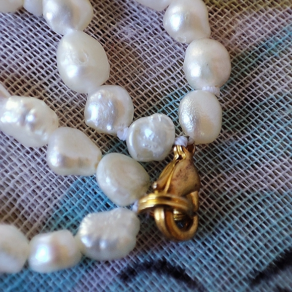 Gritty Fresh Water Pearl Dual Strand Necklace and Bracelet Coral Color Beads - Picture 5 of 6